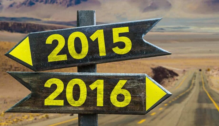 2015 - 2016 signpost in a desert road background