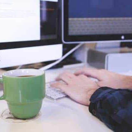 typing1 Blogging for Business